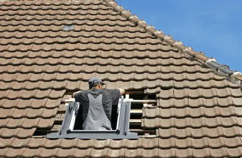 Pose de velux à Nailloux